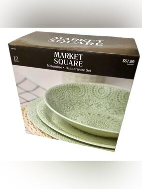 Melamine Dinnerware Set in Sage Green - 12-Piece
